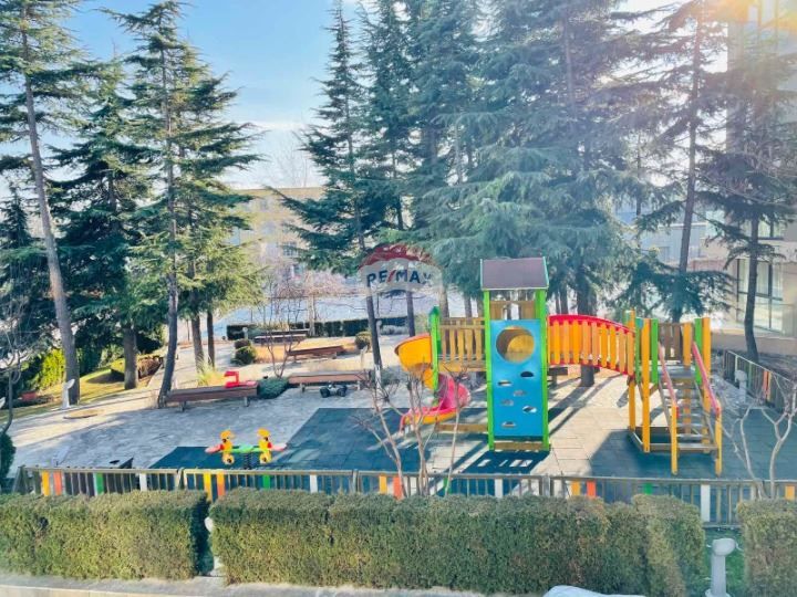 Продава се Двустаен апартамент в Варна, Бриз - 60 кв.м за 2784 €/кв.м - Снимка #6