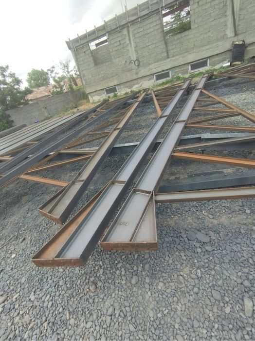 Vand hala metalica cu panouri sandwich de 500mp