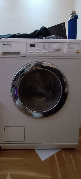 ПЕРАЛНЯ Miele Softtronic W3241