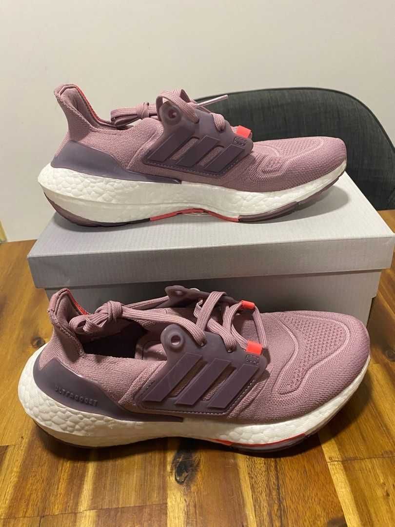 Оригинални  маратонки * ADIDAS ULTRABOOST 22 * EU38