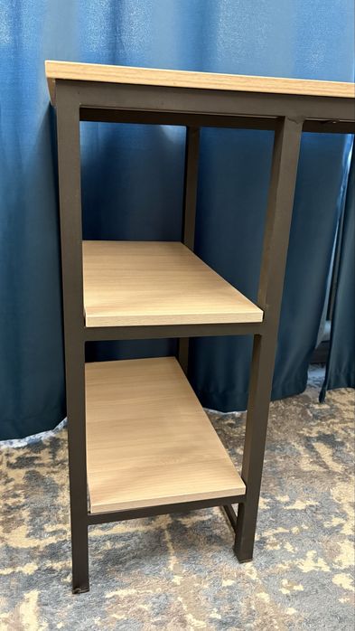 Срочно продам компьютерный стол Zeta