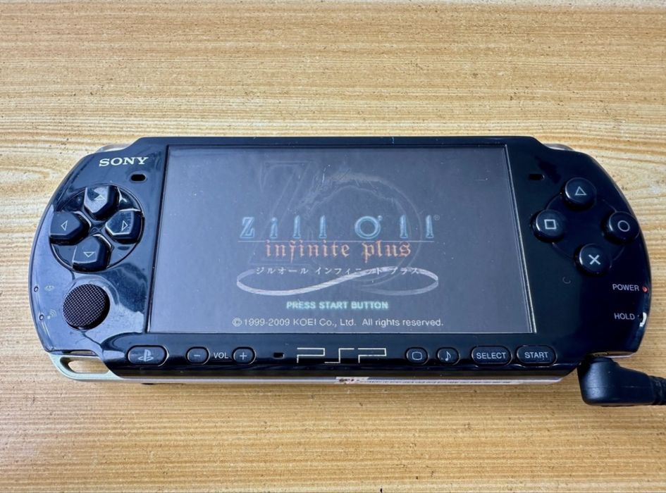 игровая консоль psp ( прошитая )