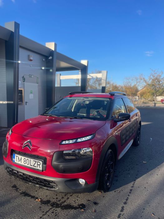 Vând Citroen C4 Cactus, 1,2 benzina,  an 2017, km 84000 in crestere,