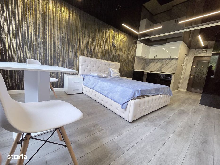 Garsoniera Tiglina 1  A-uri  etaj 1 pretabila birou  mobilata libera !