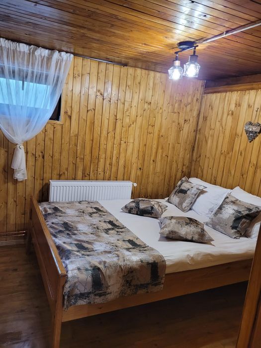 Închiriez cabana cu piscina Valea Ierii ,după data de 01.09.2025 !