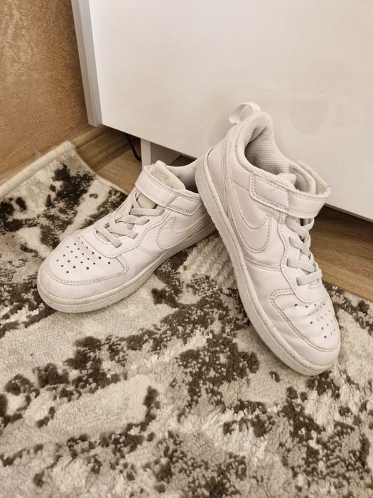 Детски маратонки, в отлично състояние, номер 31