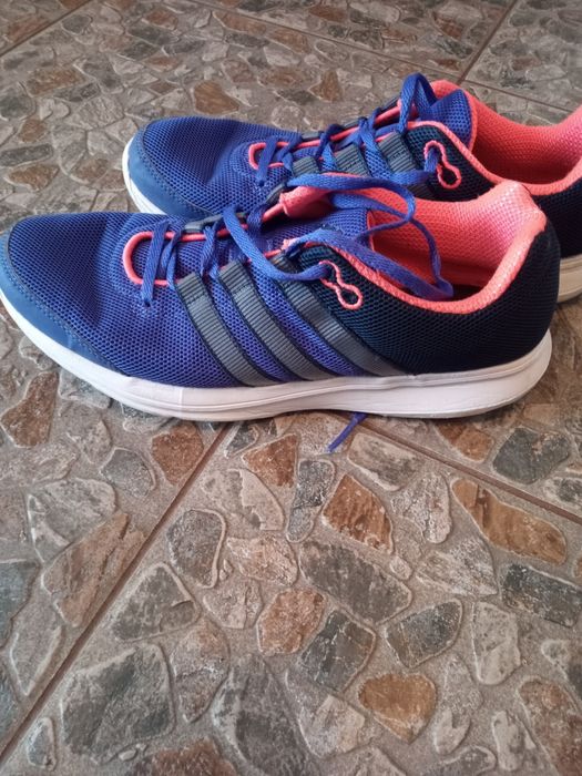 Adidas маратонки