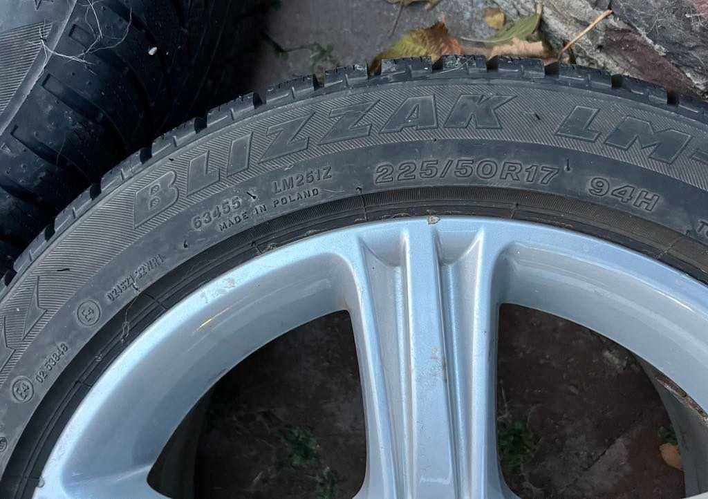 Джанти с гуми 5х120 BMW 17' Style 393
