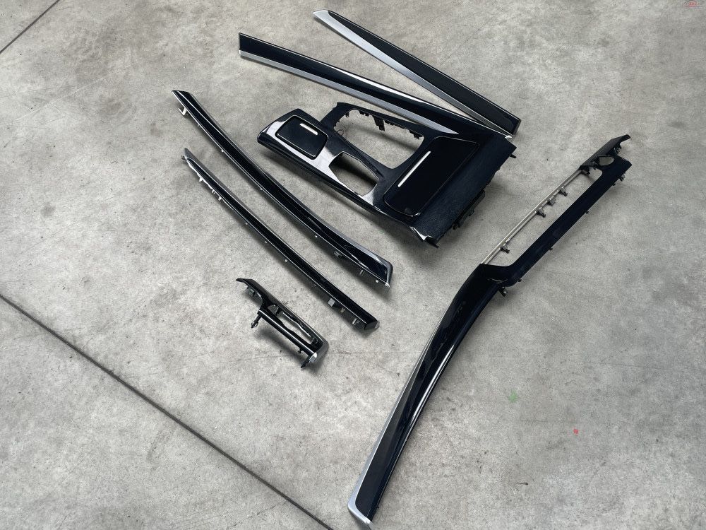 Ornamente trimuri interioare black piano - negru lucios BMW F10 F11