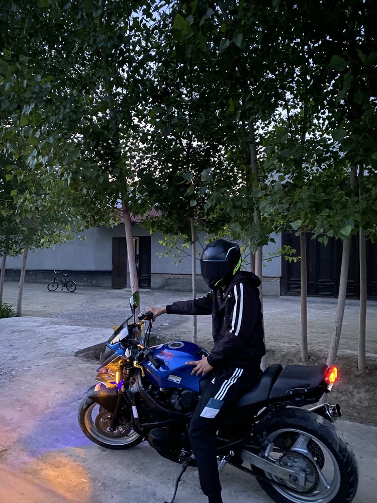 Suzuki motosikl sport bike