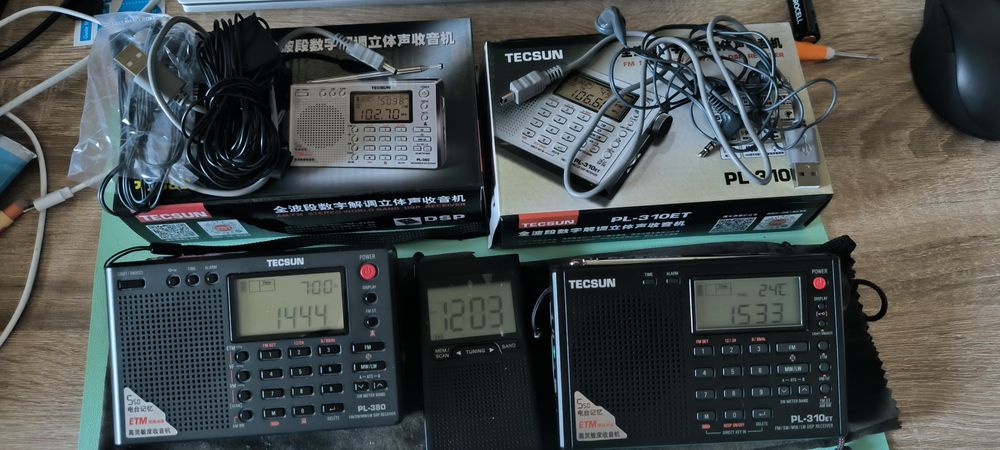Lot aparate radio Tecsun PL-310et PL-380 DSP FM /LW/MW/SW  + Bonus