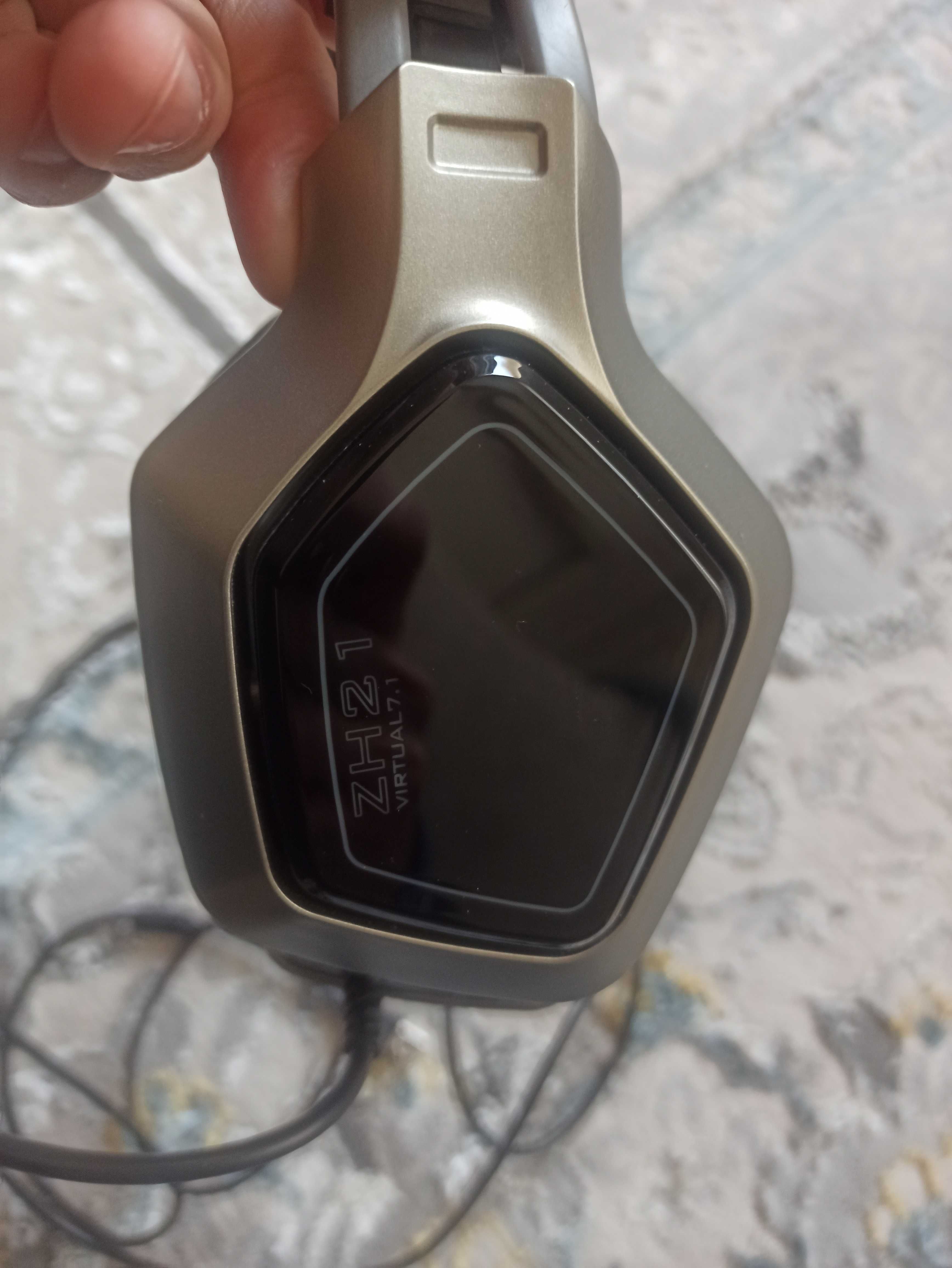 срочно продам свой наушник