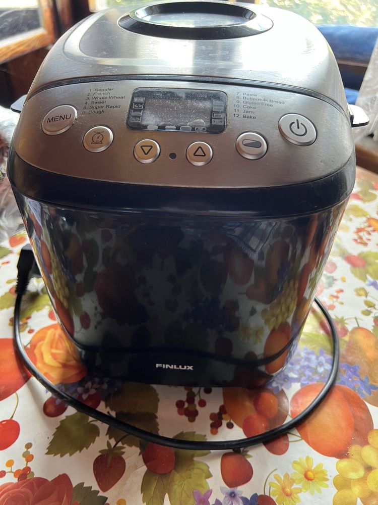Хлебопекарна Finlux FBM-1681IX