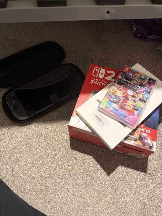 Игровая приставка Nintendo Switch 2 + Mario Kart World