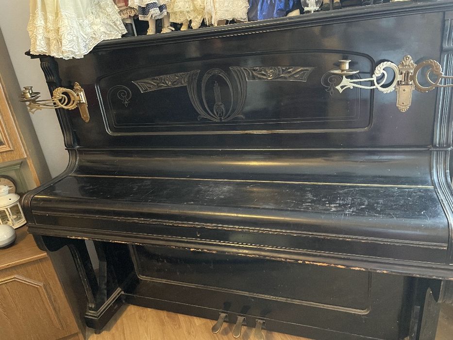 Pianina  marca Barthol Berlin