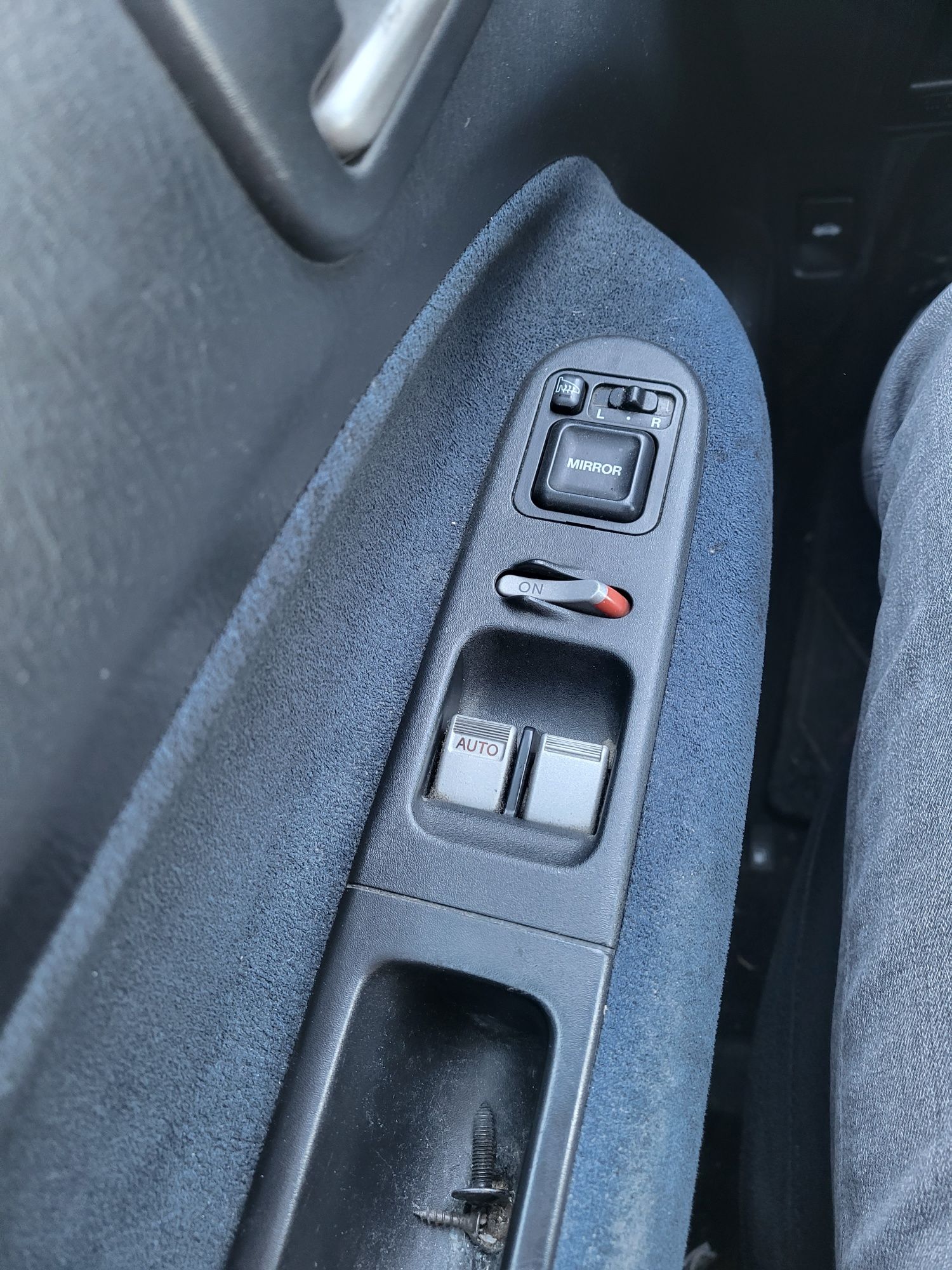 Хонда HR-V. 2003г.  1.6 v tec  124к.