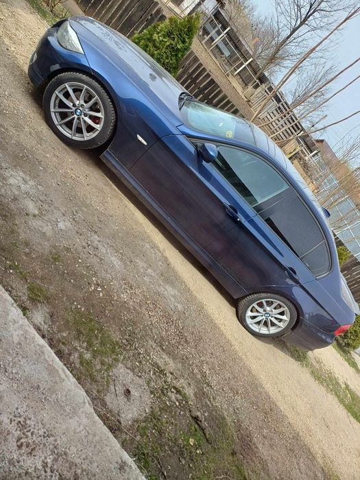 Schimb/Vând BMW 2011 230 cp