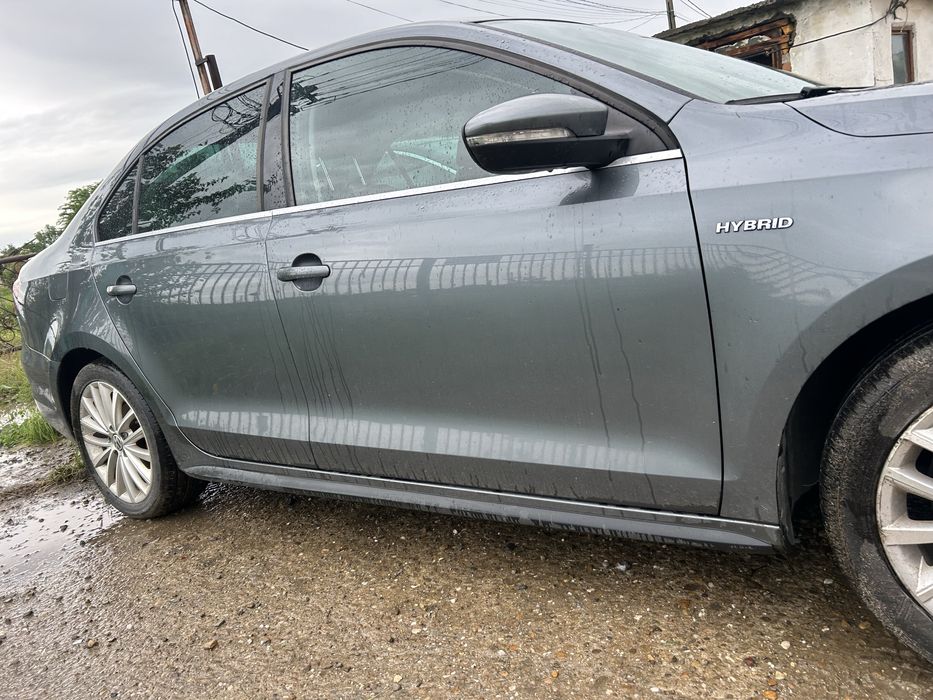 Oglindă electrică dreapta Volkswagen Jetta 2014