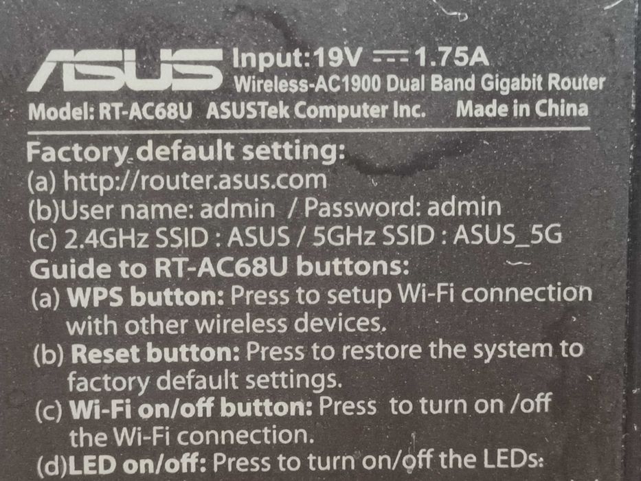 Asus RT-AC68U Dual-band Wireless-AC1900 Gigabit Router USB 3.0