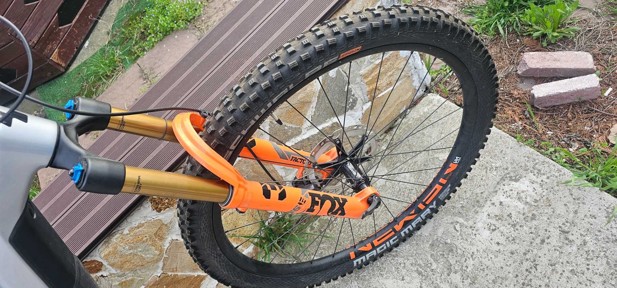 Bicicleta electrica Cube Stereo full suspension