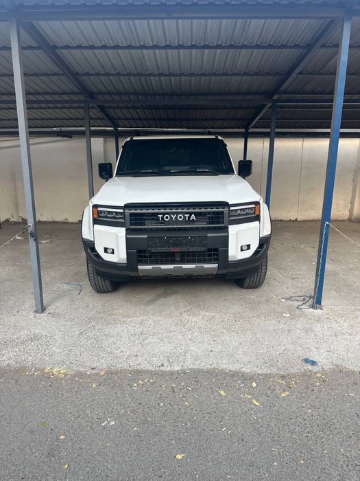 Продам новую Land Cruiser Prado 250. Своя.