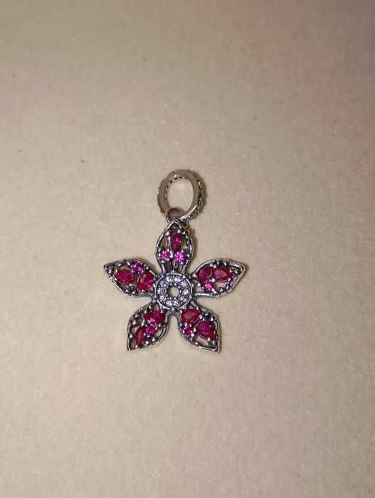 Висулка за гривна и верижка. Сребро 925. Нов.