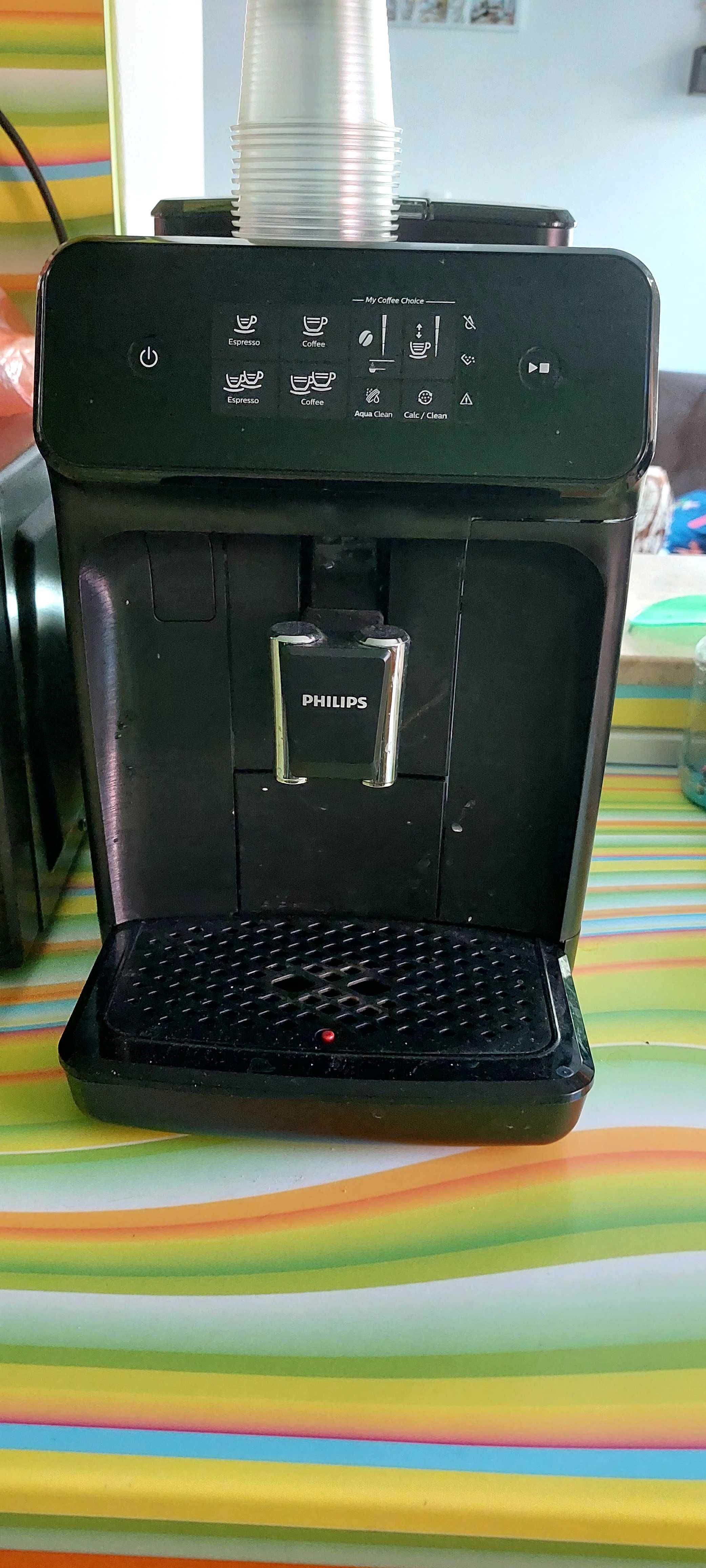 Кафе машина робот philips