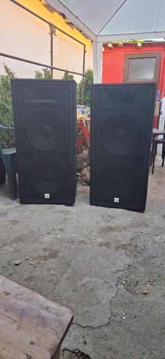 Vând/schimb boxe the box