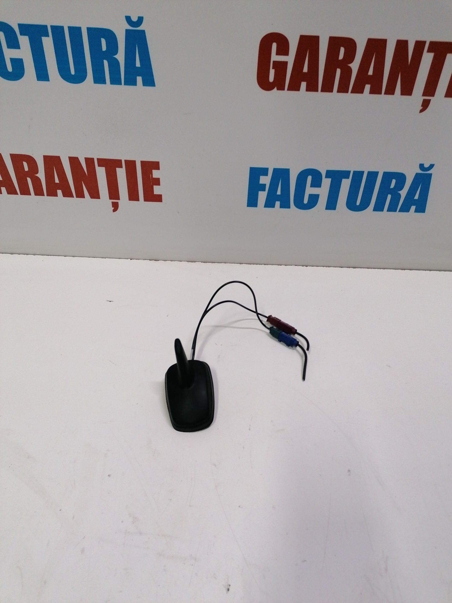 Antena GPS rechin vw Passat B6 3c