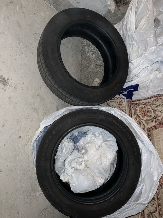 Продавам 2 летни гуми Pirelli Cinturato P1