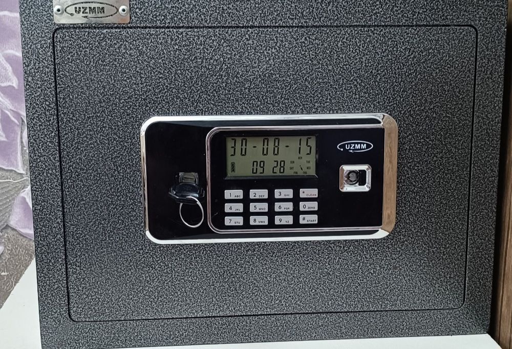 Срочно!! Продам сейф