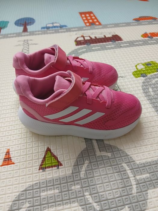 Детски маратонки Adidas 25 и 1/2 и 26 номер