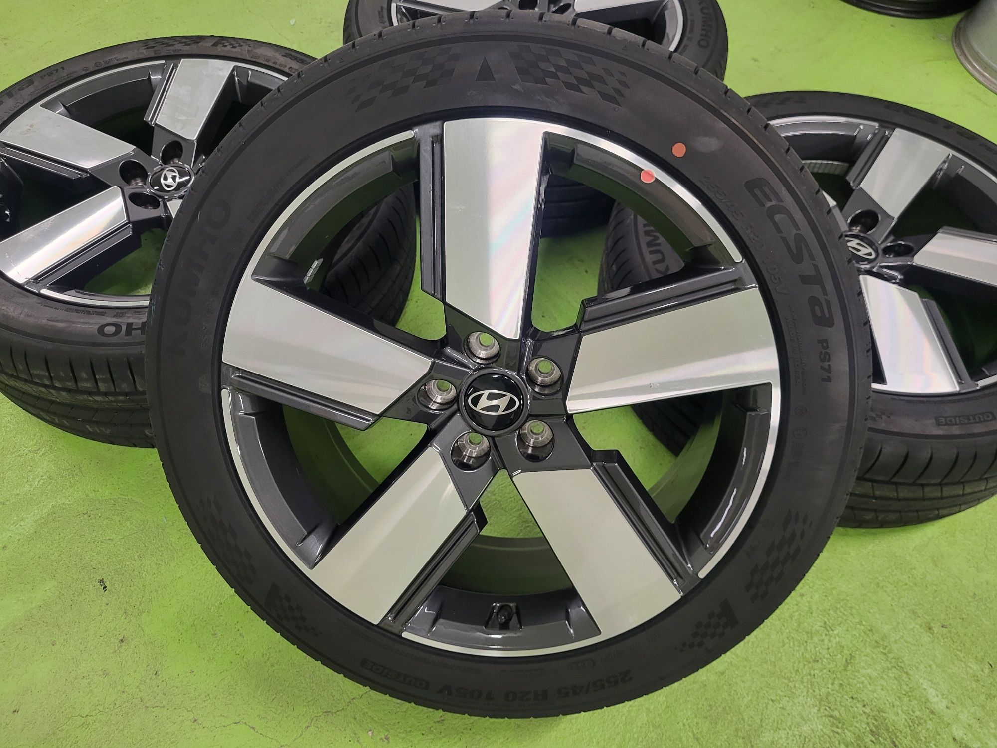 20 5x114.3 Hyundai Santa Fe 255/45/20 лети джанти 5х114.3 Хюндай