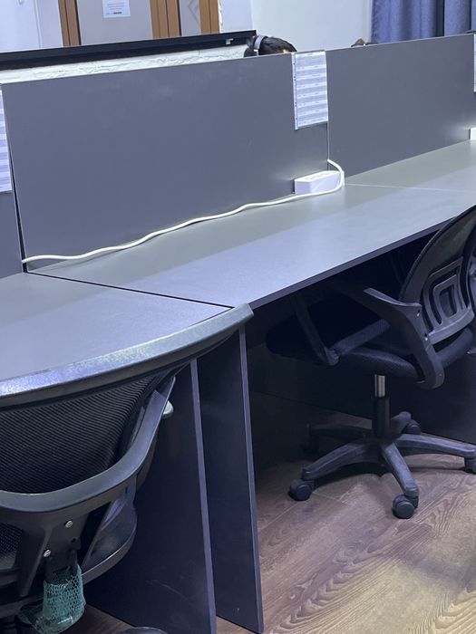 Офисные столы. Срочно!!