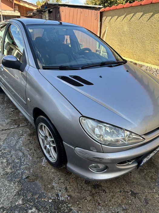 Peugeot 206 1.4HDi 2005г.