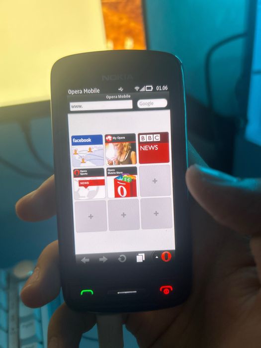 Продам nokia C6-01