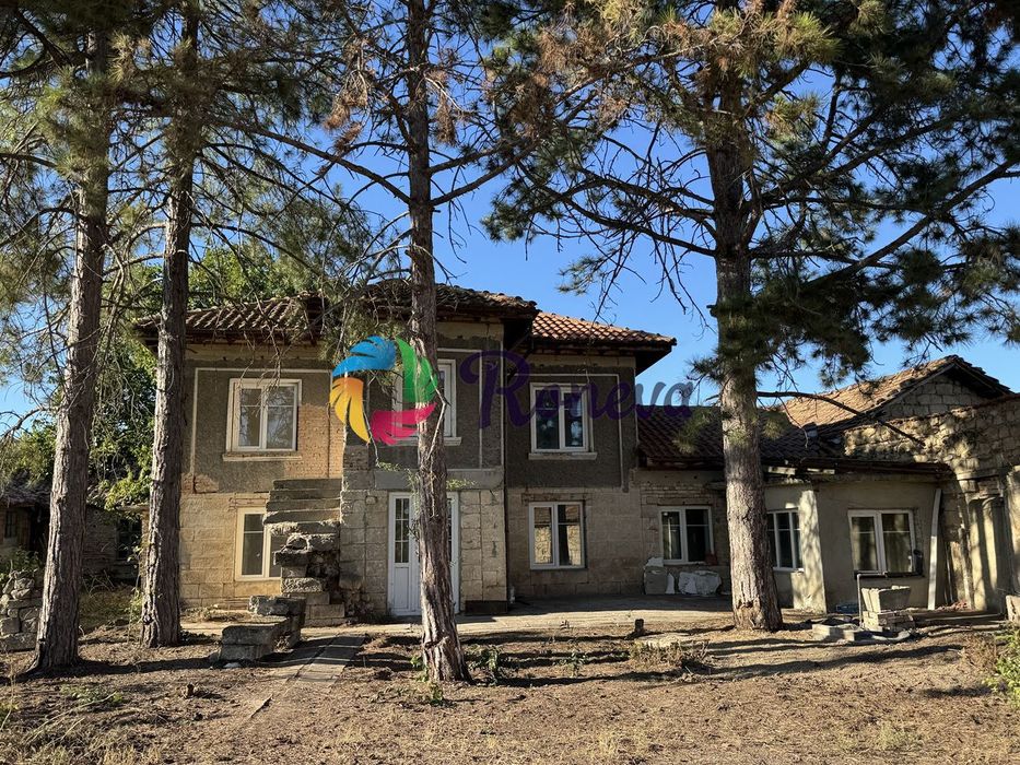 Къща в Варна, област-с.Черковна площ 250 цена 78000