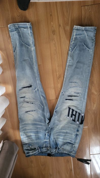 Blugi Amiri Varsity Logo