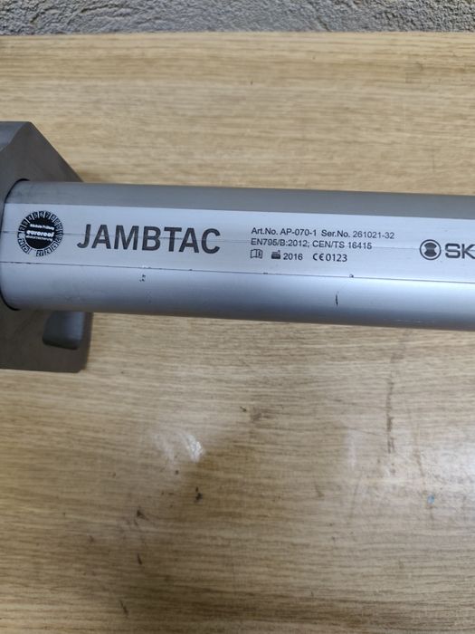Алпиниско оборудване Jambtac