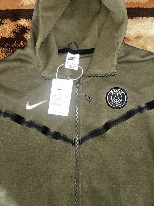 Nike tech fleece x PSG