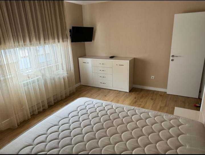 Продава се Тристаен апартамент в София, Белите брези - 84 кв.м за 1917 €/кв.м - Снимка #3