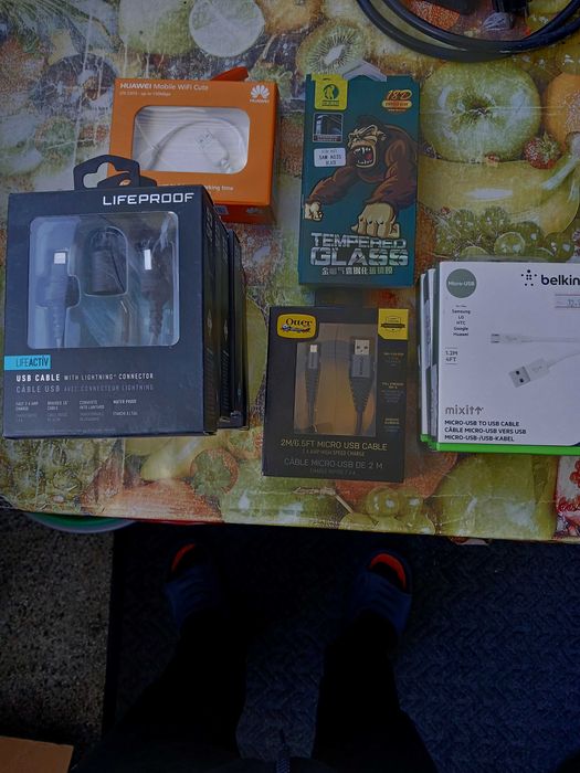 IPhone аксесоари различни модели