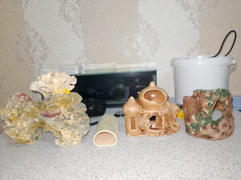 Продам декоры для аквариума.