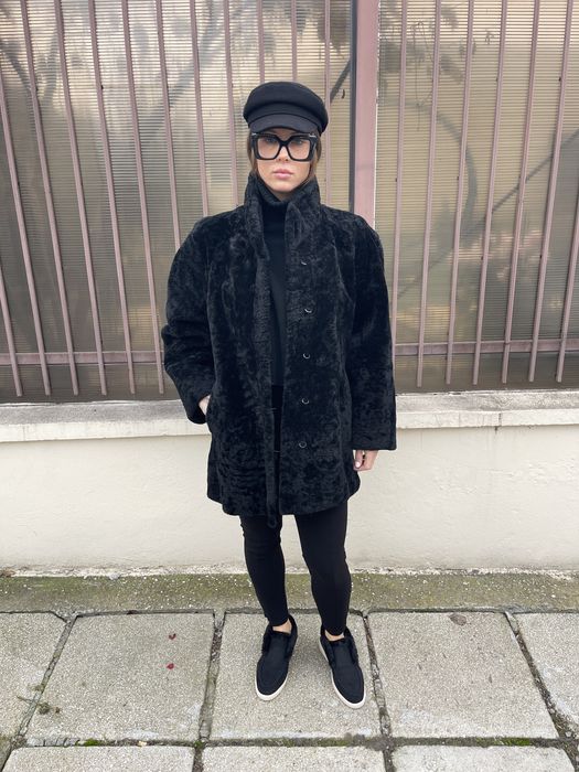 haina din blana Monton dore negru