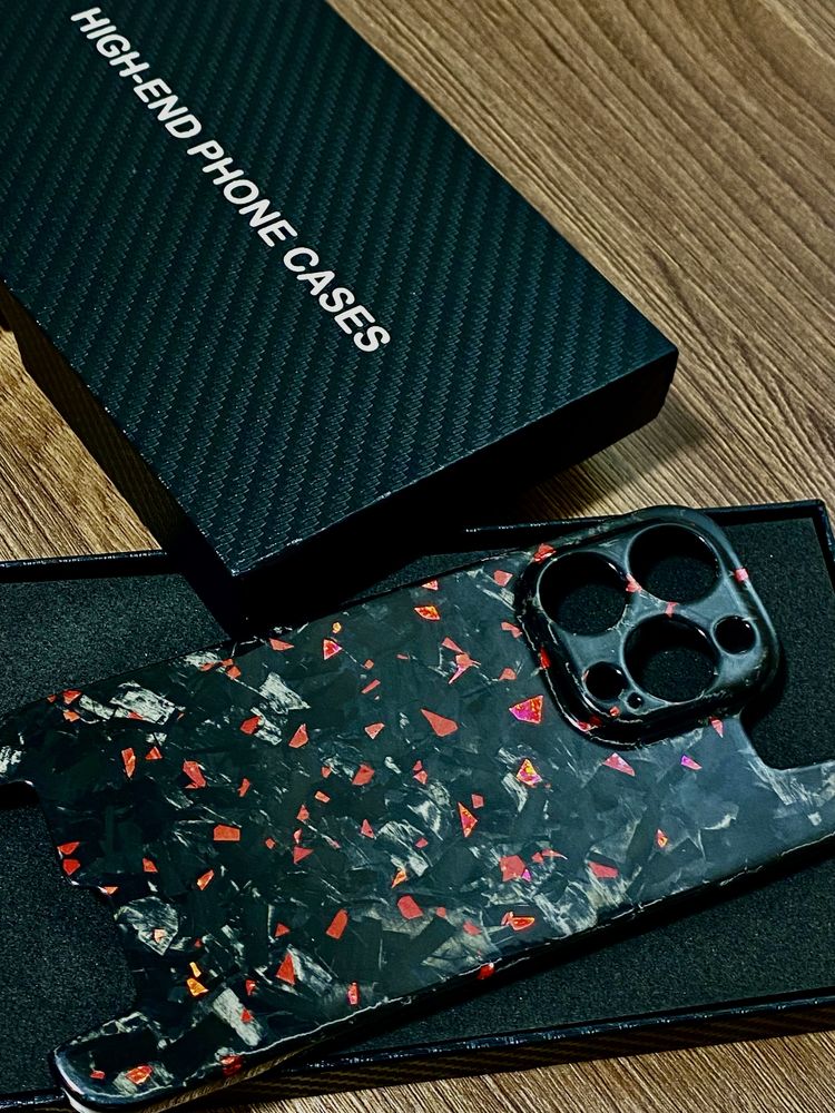 Original Carbon Chehol ( Iphone 14 pro )