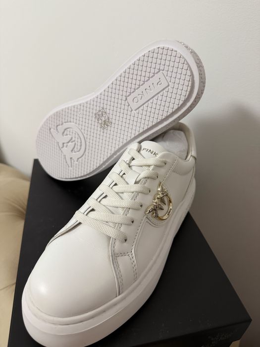 Adidas din piele Pinko