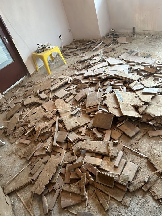 Debarasari, demolari si transport