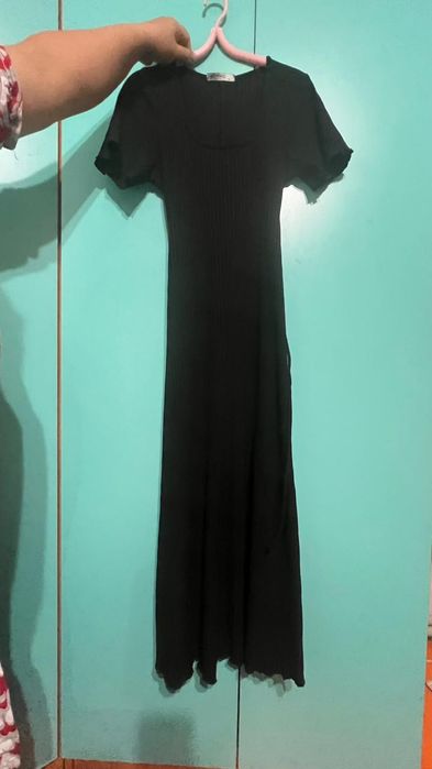 Продается шикарное платья лапша для вечер и повсведневка можно приталь