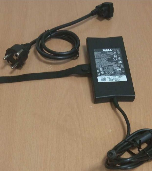 Alimentator Laptop DELL 19,5V 4,62Amperi,90W