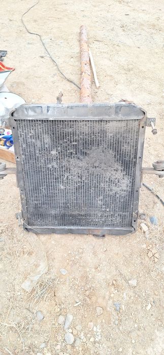 Продам радиатор и интеркуллерна Автобус